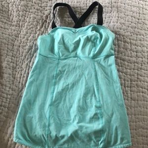 Lululemon top